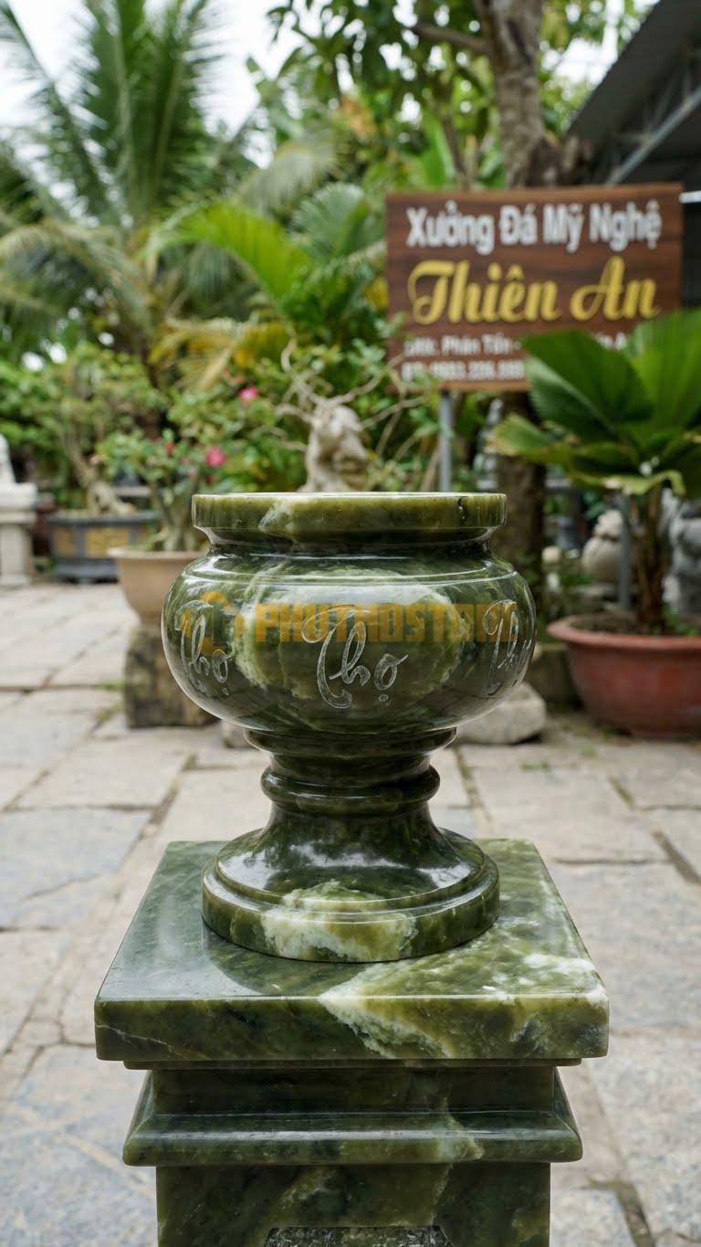 Lư Hương Mộ Nhỏ Đá Serpentine: Chạm Chữ Thọ Hoặc Hoa Sen Đơn Giản 18 Cm