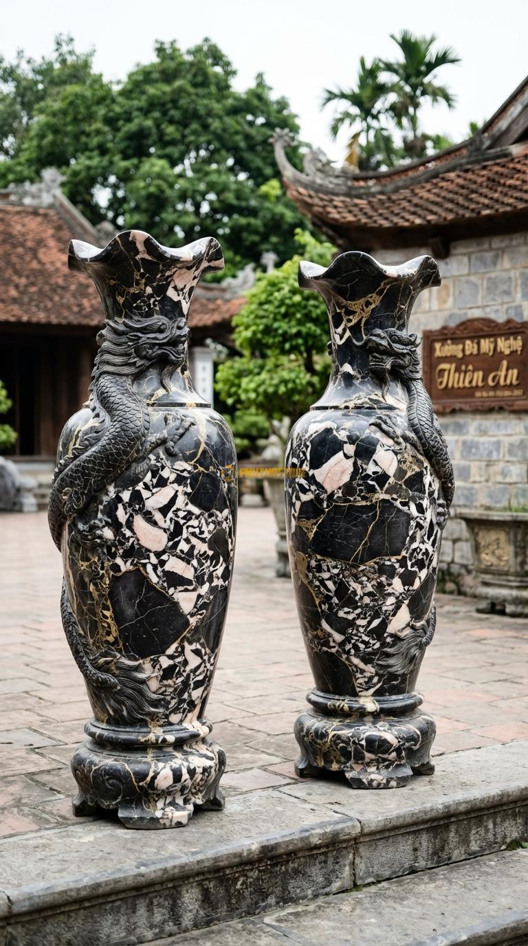 Lục Bình Rồng Cuộn (Long Cuốn Thủy) Đá Da Báo Một con rồng lớn cuộn tròn từ chân lên cổ bình, Kích thước Cao 1m8 x đường kính 48cm