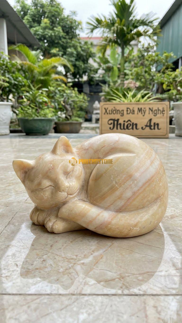 Mèo Nằm Lười Bằng Đá Vàng Nghệ An, Kiểu Dáng Dáng Cuộn Tròn Ngủ. Kích Thước Đk 20cm.