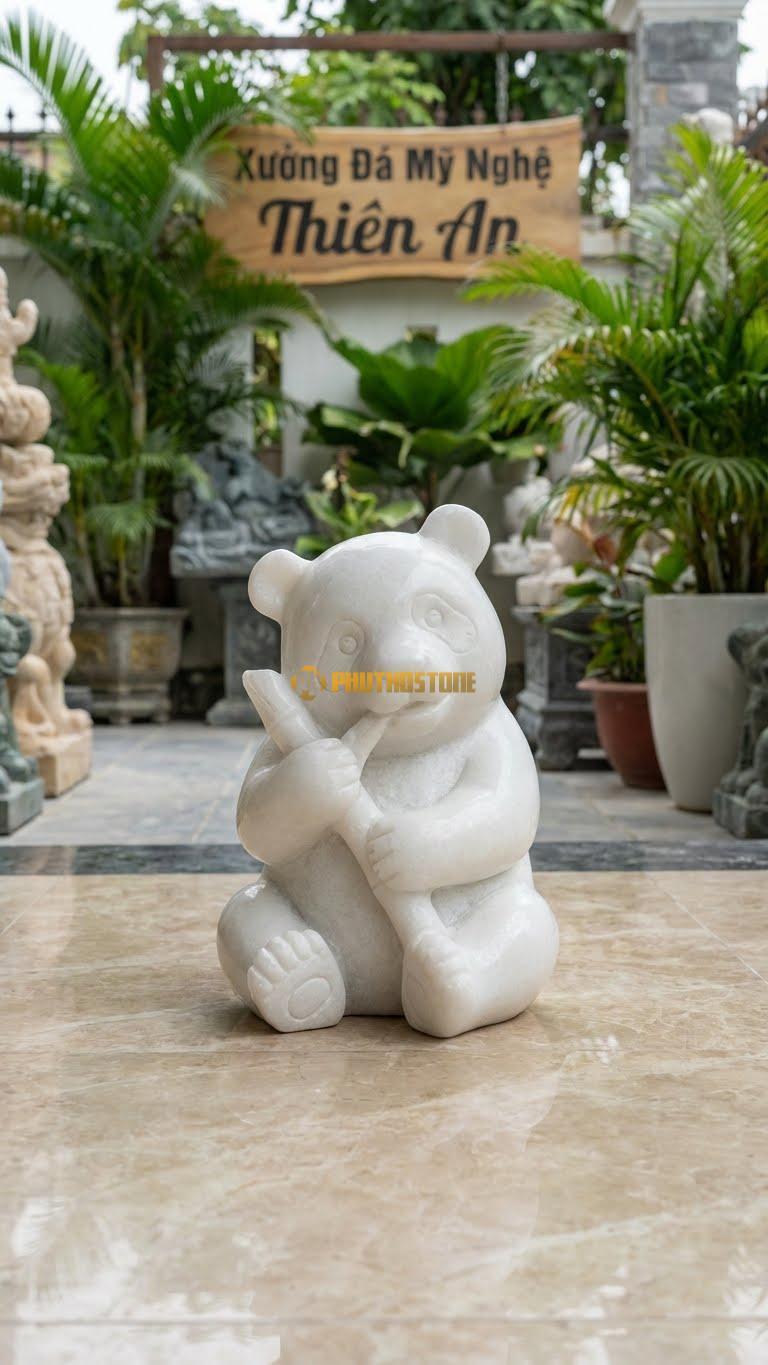 Panda Ôm Trúc Bằng Đá Trắng Muối, Kiểu Dáng Ngồi Ăn Ngon Lành. Kích Thước Cao 25cm.