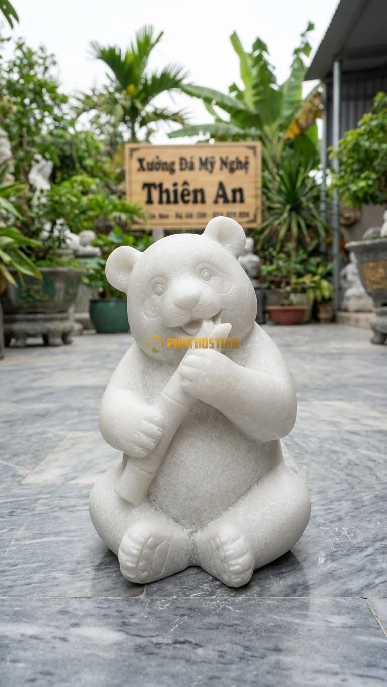 Panda Ôm Trúc Bằng Đá Trắng Muối, Kiểu Dáng Ngồi Ăn Ngon Lành. Kích Thước Cao 25cm.