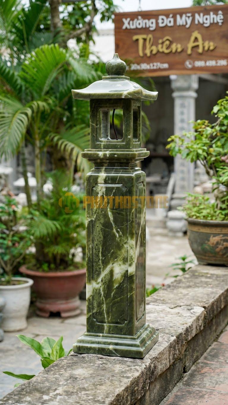 Trụ Lan Can Đá Serpentine Đèn Lồng Đèn Nhật: Đỉnh Hình Mái Che, Giữa Rỗng Để Luồn Dây Điện, Kích Thước: 30X30X127Cm