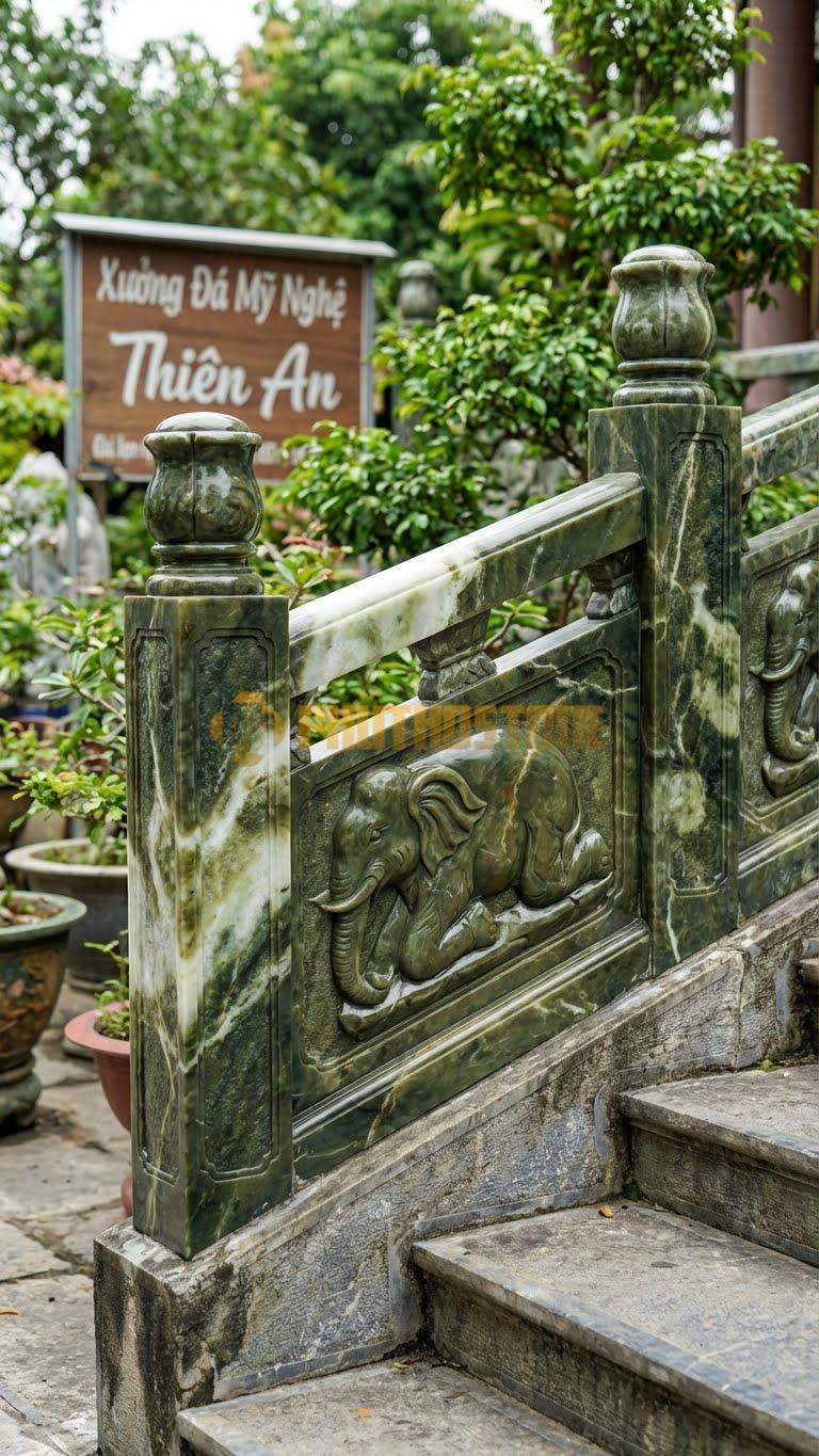 Trụ Lan Can Đá Serpentine Voi Đá Phục: Tạc Hình Voi Quỳ, Tượng Trưng Cho Sự Yên Bình, Kích Thước: 40X25X80Cm