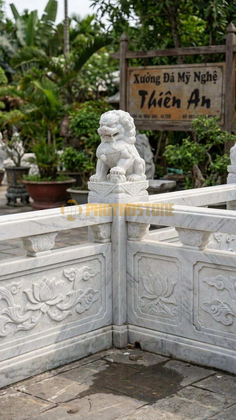 Trụ Lan Can Đá Trắng Yên Bái Nghê Đá Trấn Trạch: Linh Vật Nghê Ngồi Bảo Vệ Lối Vào, Kích Thước: 35X35X130Cm