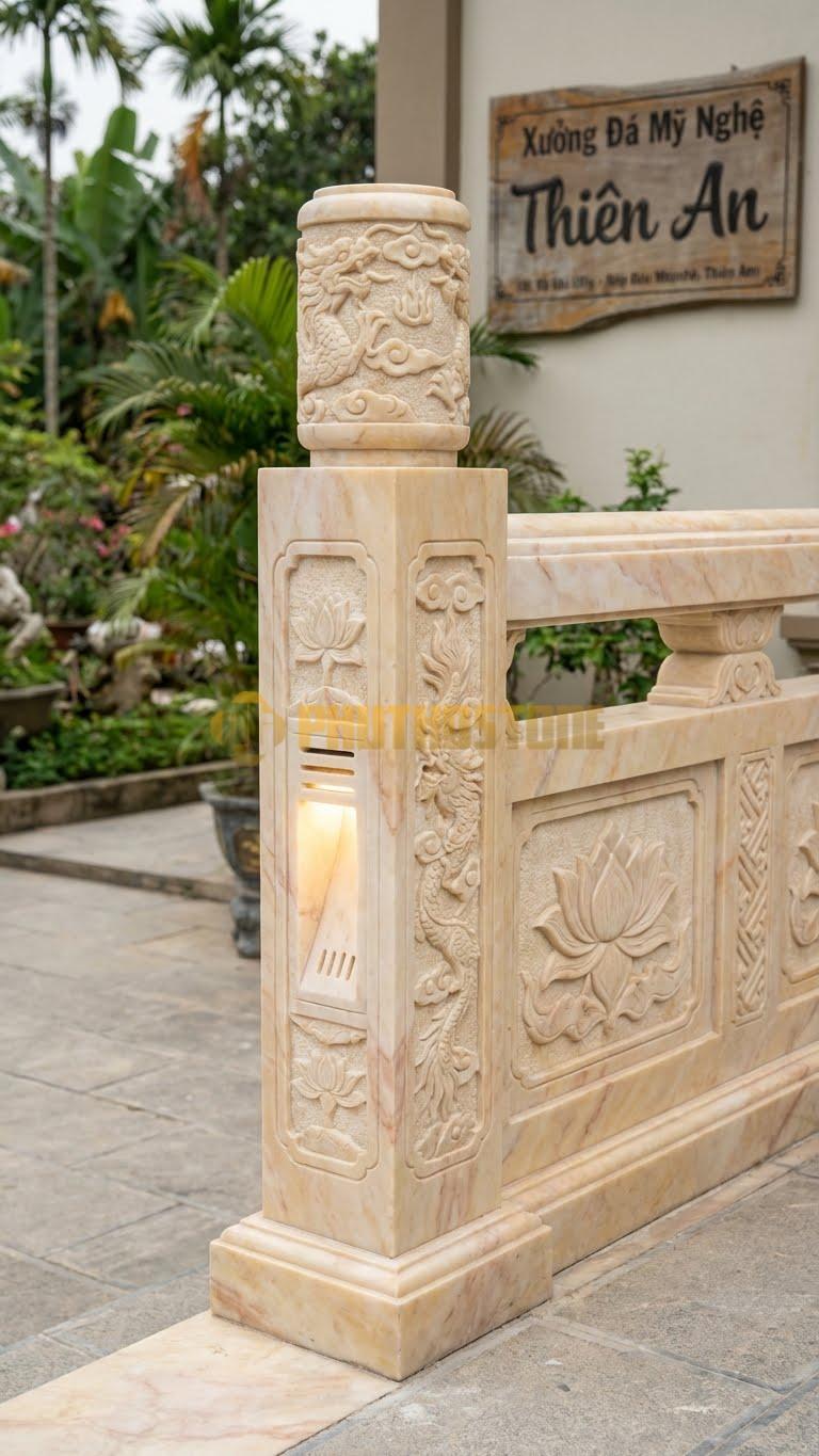 Trụ Lan Can Đá Vàng Nghệ An Đèn Phù Điêu: Thân Trụ Chạm Tranh Đá, Có Khe Hở Thoát Sáng, Kích Thước: 30X30X120Cm