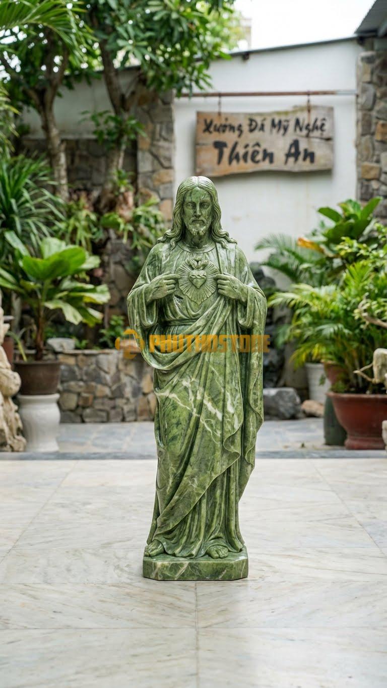 Tượng Thánh Tâm Chúa Vạch Áo Rộng, Lộ Rõ Vết Thương Sườn – Đá Xanh Ấn Độ – Cao 1M8