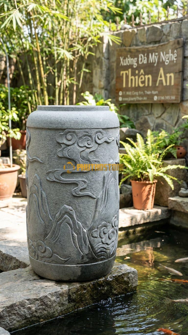 Vại “Sơn Thủy Mây Vờn” Đá Granite, Kích thước 50cm x 100cm, Hoa Văn Họa Tiết Mây Tản Và Núi Mờ Ảo, Tạo Chiều Sâu Cho Bề Mặt Đá.
